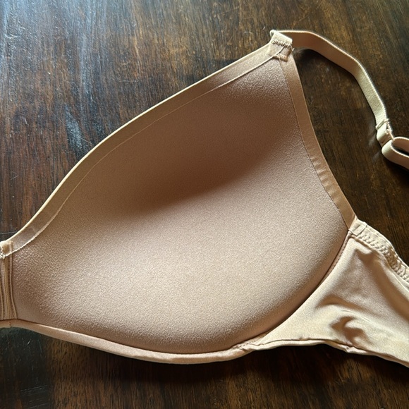 SKIMS Wireless form push up bra NWT - Picture 8 of 8